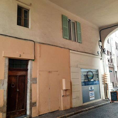Vieille Ville 1 - Luca'S Apartment, 1 Bedroom, Max 2 Adults And 2 Kids アンティーブ エクステリア 写真