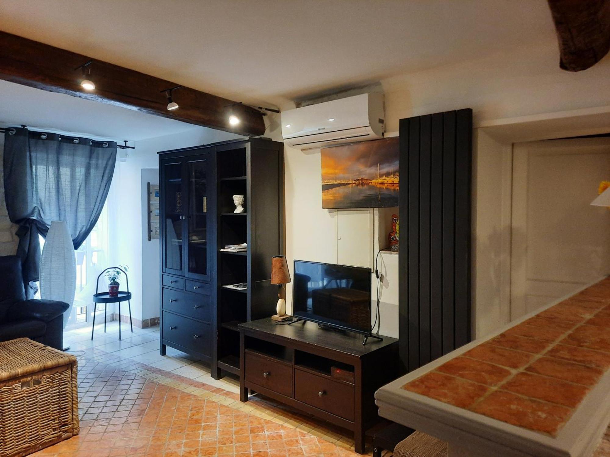 Vieille Ville 1 - Luca'S Apartment, 1 Bedroom, Max 2 Adults And 2 Kids アンティーブ エクステリア 写真