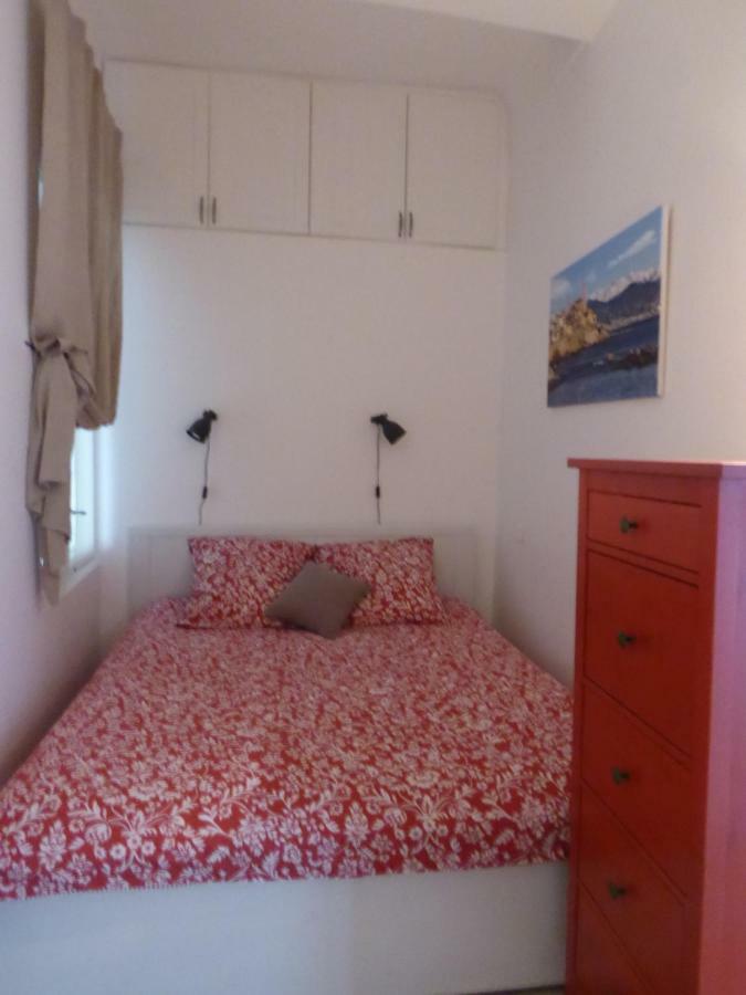 Vieille Ville 1 - Luca'S Apartment, 1 Bedroom, Max 2 Adults And 2 Kids アンティーブ エクステリア 写真